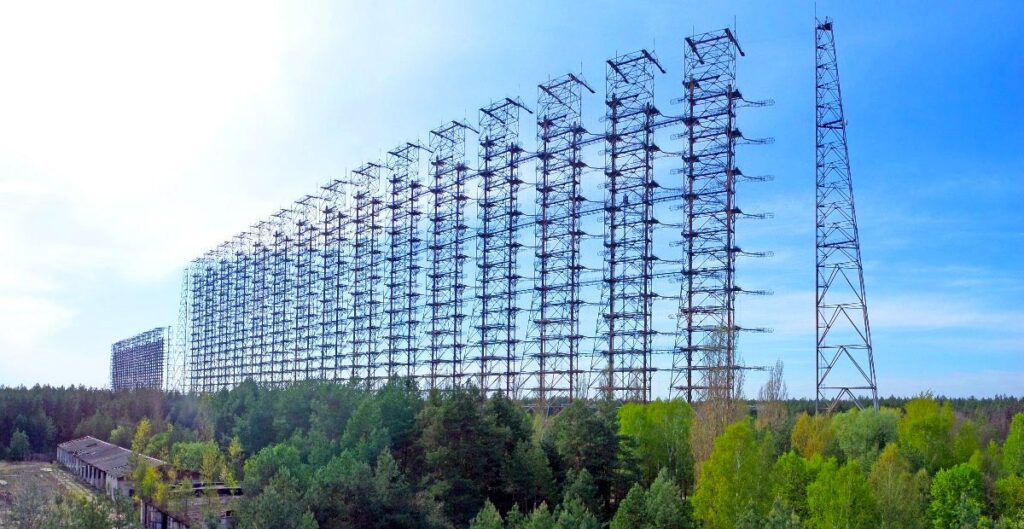 The Duga-1 Radar array
