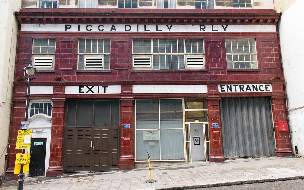 The Surrey Street entrance of Aldwych Underground station