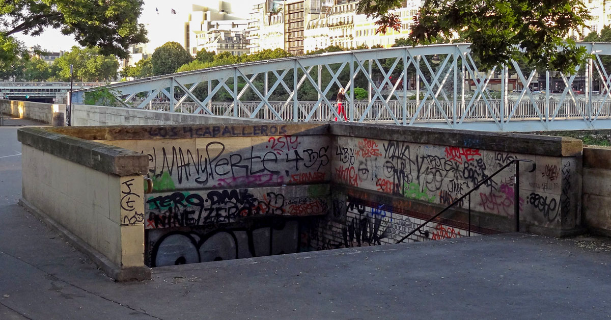 The entrance to Arsenal Station on the Paris Metro
