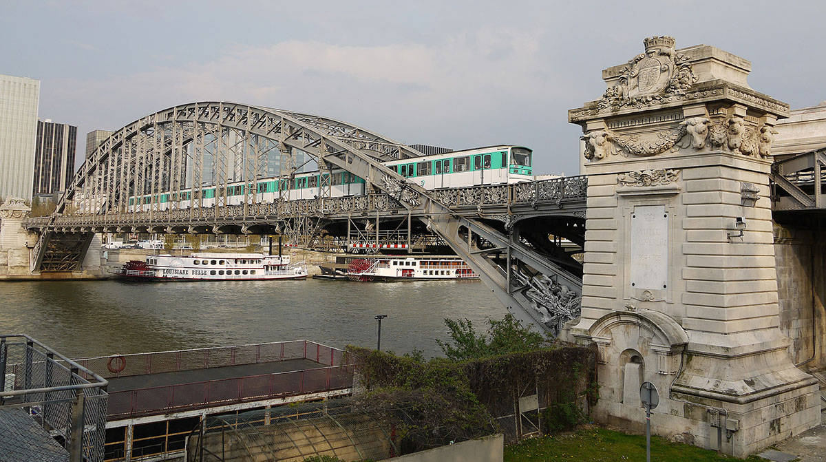 Viaduct d'Austerlitz in Paris